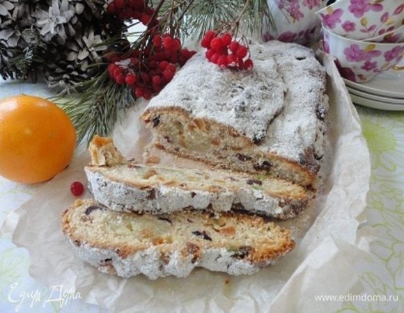 Штоллен с марципановой начинкой Штоллен с марципановой начинкой