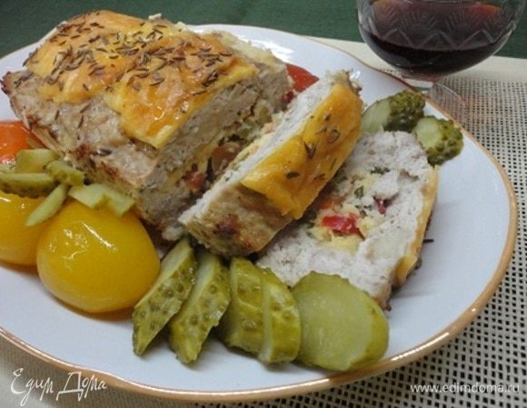 Мясная булка с сырной начинкой Мясная булка с сырной начинкой