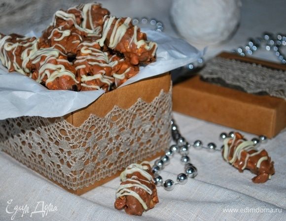 Финики с жареным миндалем в шоколаде Финики с жареным миндалем в шоколаде