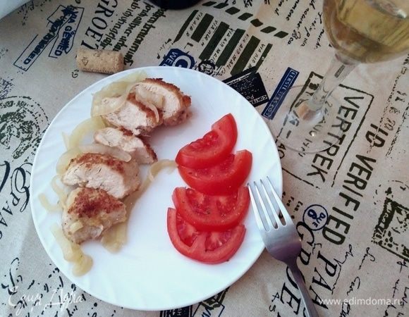 Курица в луково-винном соусе Курица в луково-винном соусе