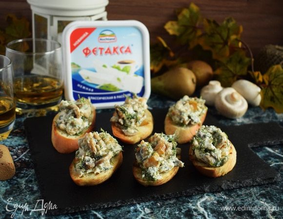 Брускетта с грибами и грушей Брускетта с грибами и грушей