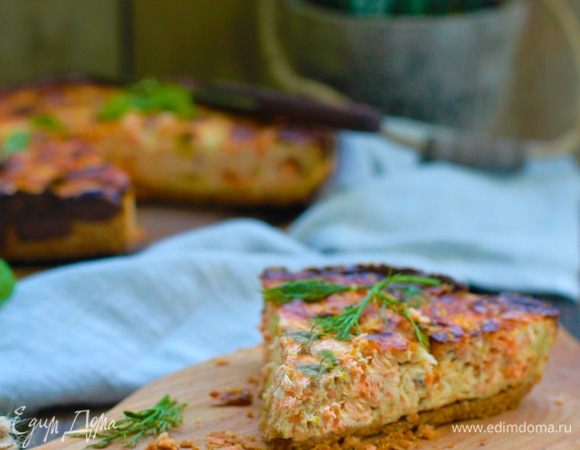 Киш с лососем и пореем 