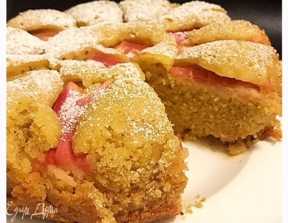 Кекс с ревенем, миндалем и апельсином