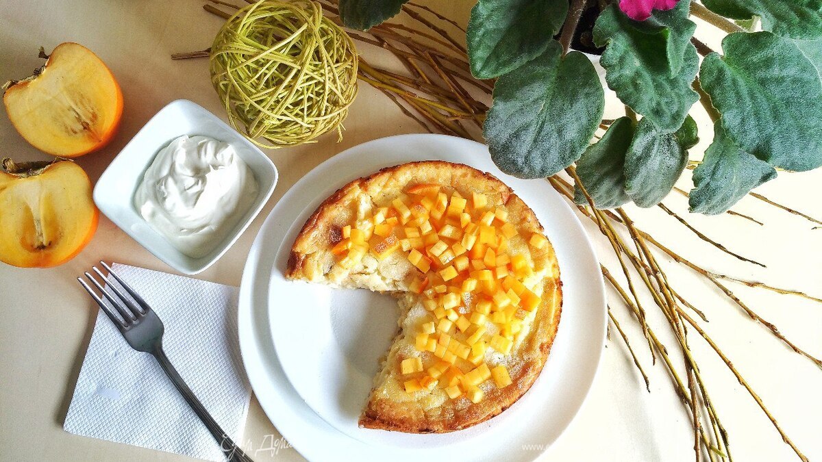 Творожная запеканка с хурмой