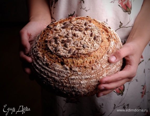 Хлеб на пшеничной закваске с семечками