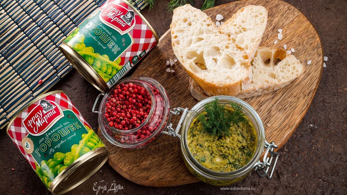 Дип из зеленого горошка и фисташек