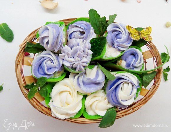 Шпинатные блинчики «Весенний букет» Шпинатные блинчики «Весенний букет»