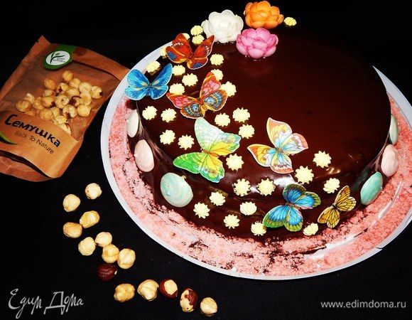 Торт «Сникерс» с фундуком Торт «Сникерс» с фундуком