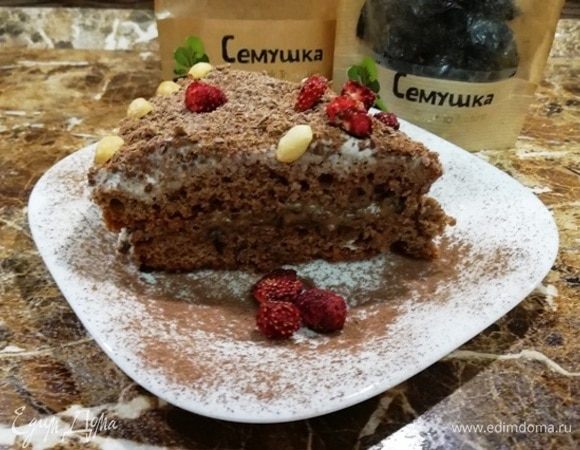 Ароматный шоколадный торт с черносливом