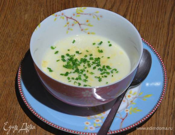 Взбитый суп из топинамбура со сливками и сыром