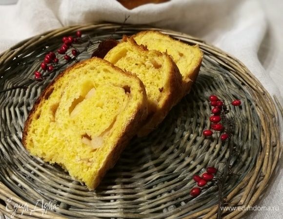 Яблочно-медовая бриошь на тыквенном тесте Яблочно-медовая бриошь на тыквенном тесте