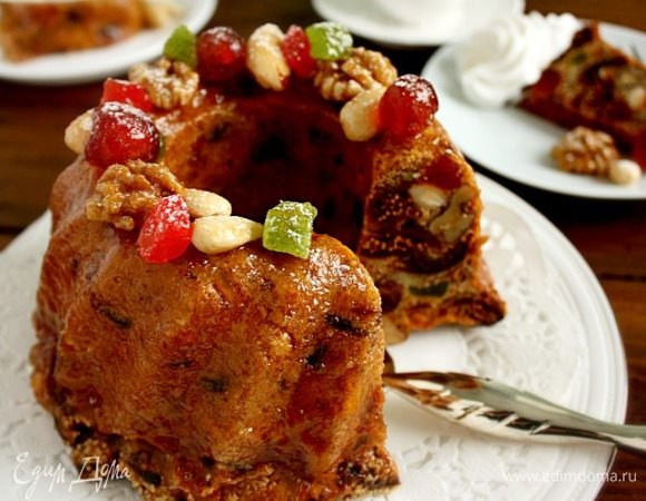 Фруктово-ореховый кольцевой пирог