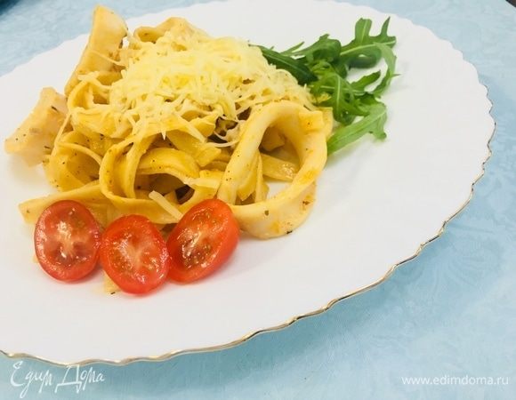 Тельятелле с кальмарами Тельятелле с кальмарами