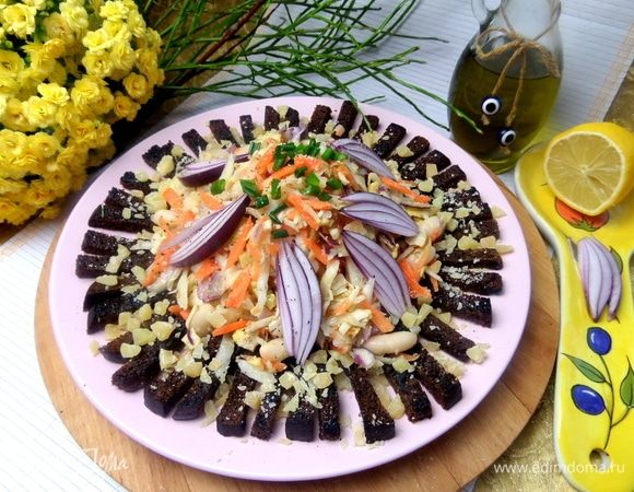 Cалат с курицей карри и фасолью