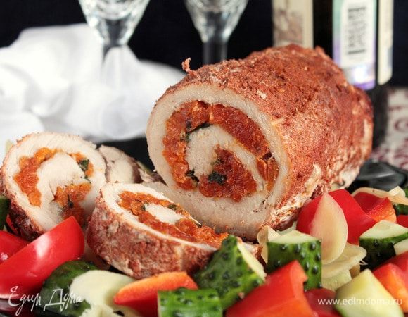 Рулет из свинины с курагой Рулет из свинины с курагой