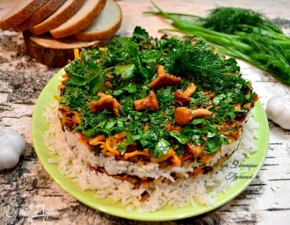 Рис с лесными лисичками Рис с лесными лисичками