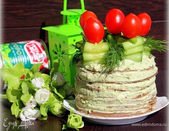 Печеночный торт с нежным гороховым паштетом