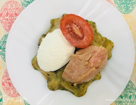 Панкейки из шпината с тунцом Панкейки из шпината с тунцом