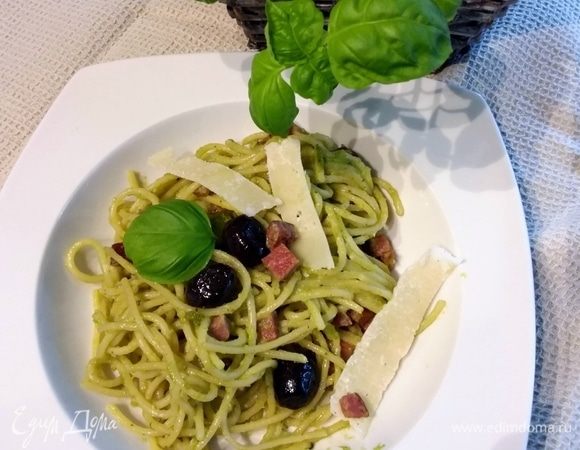 Спагетти под соусом из авокадо Спагетти под соусом из авокадо