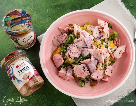 Средиземноморский салат с тунцом Средиземноморский салат с тунцом