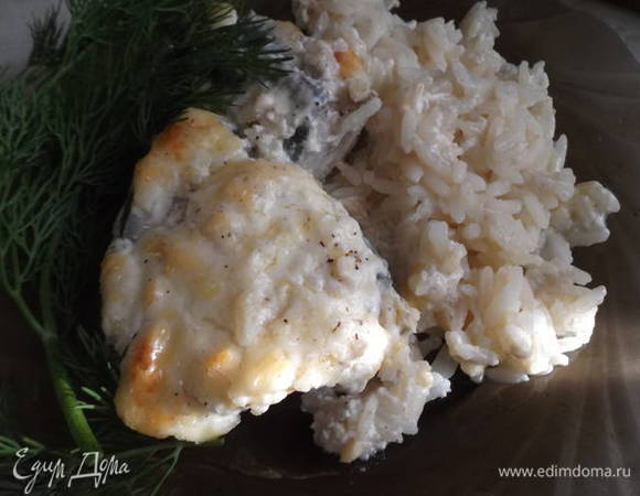 Зубатка с гарниром в чесночном соусе