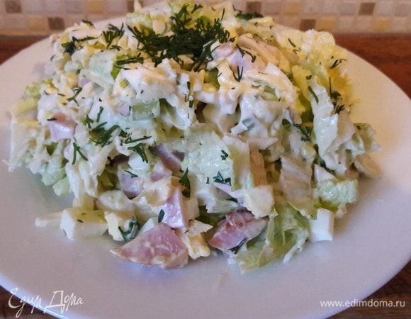 Салат с пекинской капустой