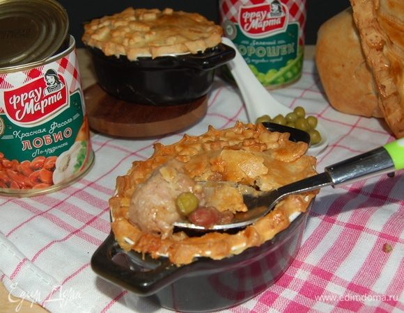 Мясной пирог с сырным тестом