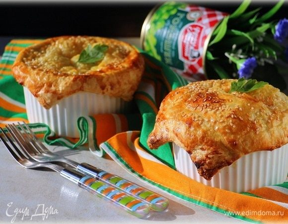 Курино-грибной пай с зеленым горошком