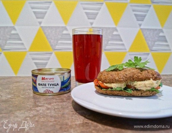 Закусочный паштет из тунца и нута Закусочный паштет из тунца и нута