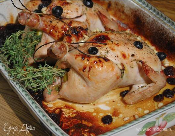 Цыплята с яблоками, изюмом и хересом Цыплята с яблоками, изюмом и хересом