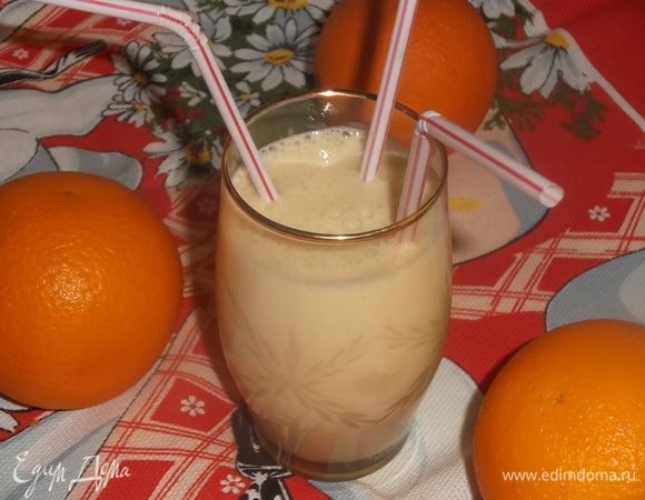 Молочно-апельсиновый коктейль 