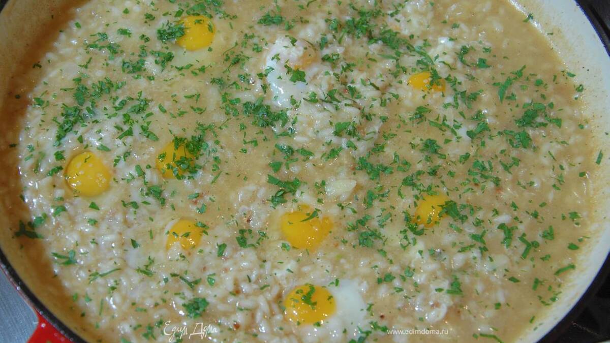 Ризотто с перепелиными яйцами и копченым салом