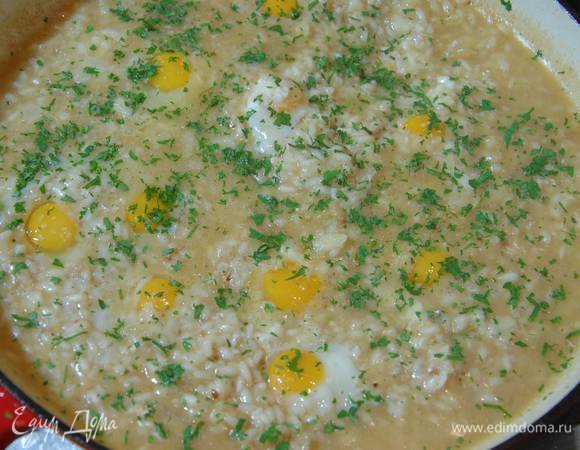 Ризотто с перепелиными яйцами и копченым салом