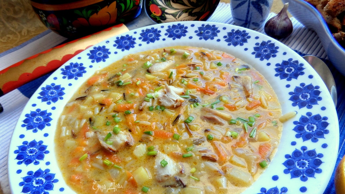 Суп из скумбрии «Ретро»