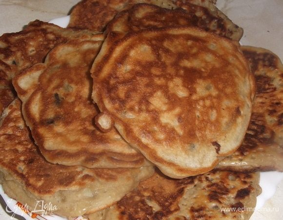 Оладьи с чесноком и баклажаном