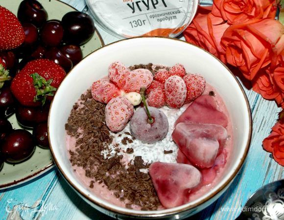 Вишневый смузи-боул с чиа Вишневый смузи-боул с чиа