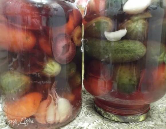 Ассорти со сливами Ассорти со сливами