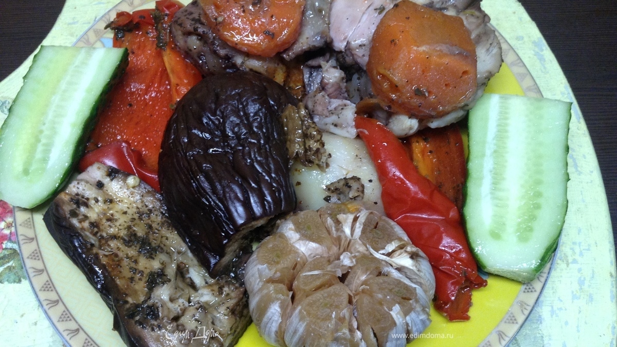 Тушеная с овощами курица «Кур в овощи»