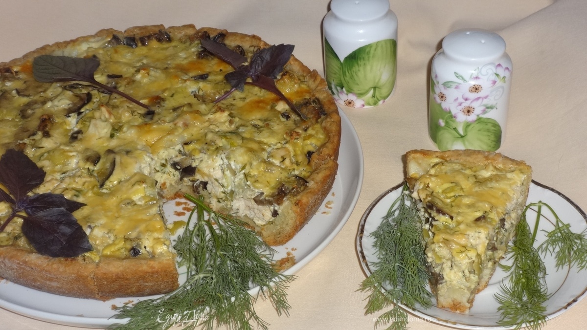 Пирог с овощами и куриной грудкой