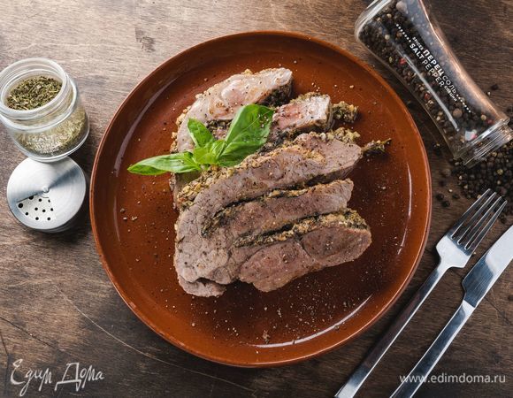 Ароматное мясо, запеченное в духовке