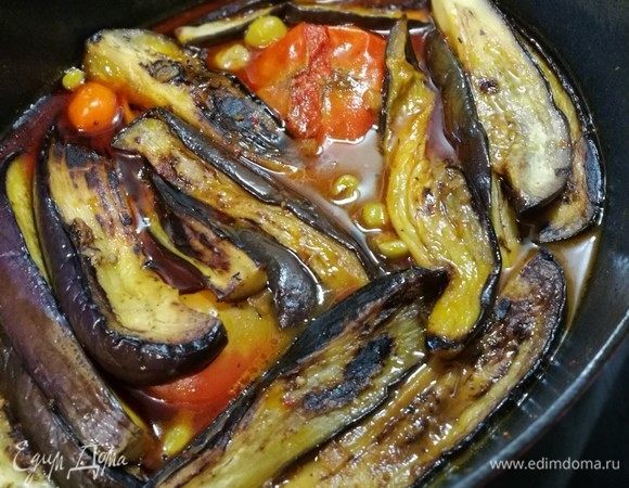 Рагу из баранины с баклажаном и виноградом по-персидски 