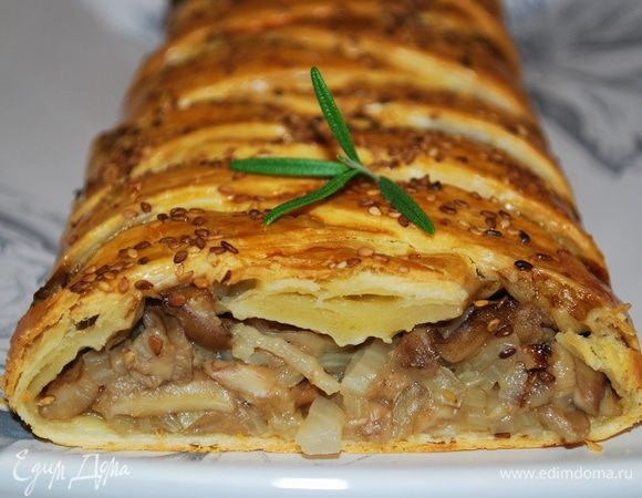 Пирог с маслятами