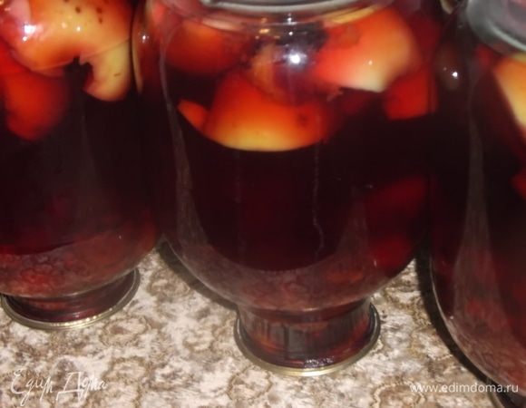 Компот сливово-яблочный Компот сливово-яблочный