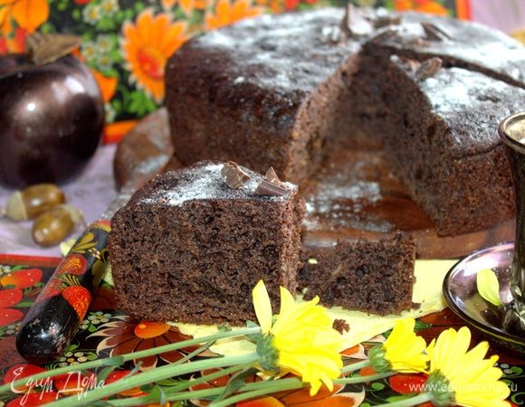 Банановый пирог с черносливом