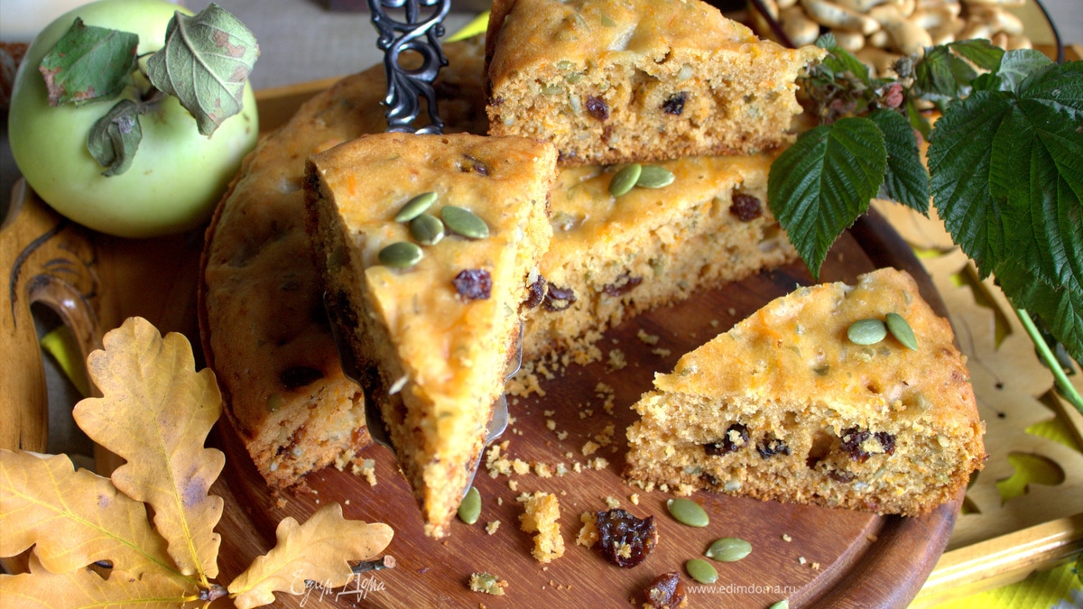 Пирог с морковью «Краски осени»