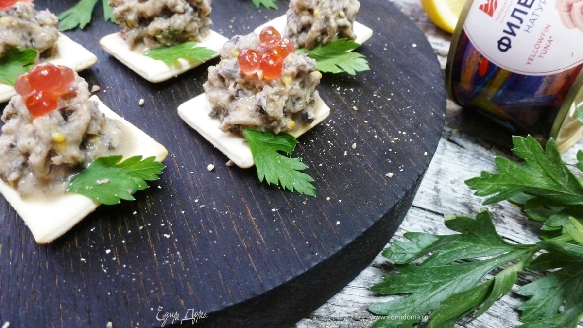 Паштет из тунца с тимьяном и каперсами