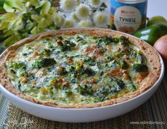 Полезный киш с тунцом, брокколи и шпинатом Полезный киш с тунцом, брокколи и шпинатом