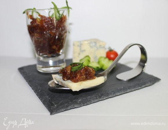 Луковый конфитюр с беконом и тимьяном Луковый конфитюр с беконом и тимьяном