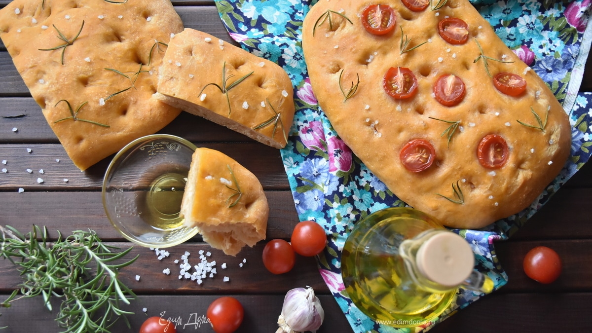 Томатная фокачча на минеральной воде