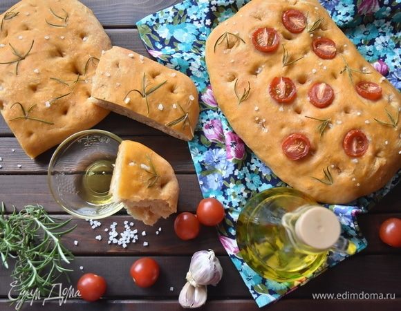 Томатная фокачча на минеральной воде